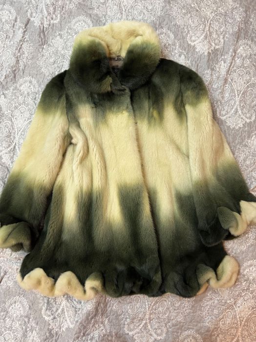 Качественная норковая шуба в идеальном состоянии