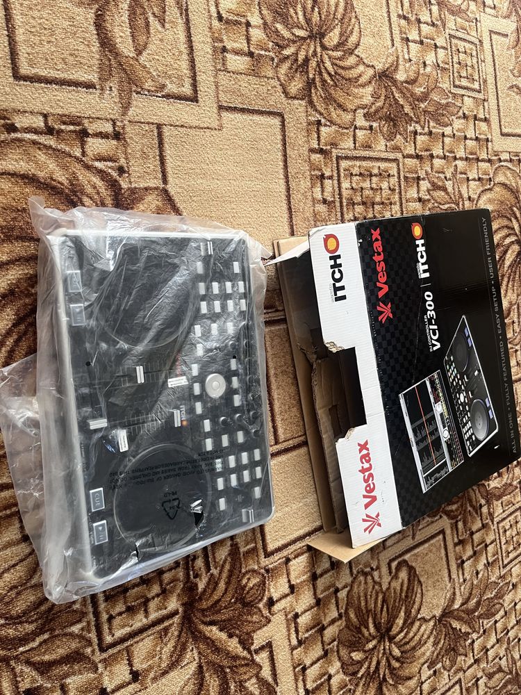 Vestax VCI-300 midi устройство пульт dj controller