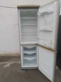 Продаётся холодильник SAMSUNG