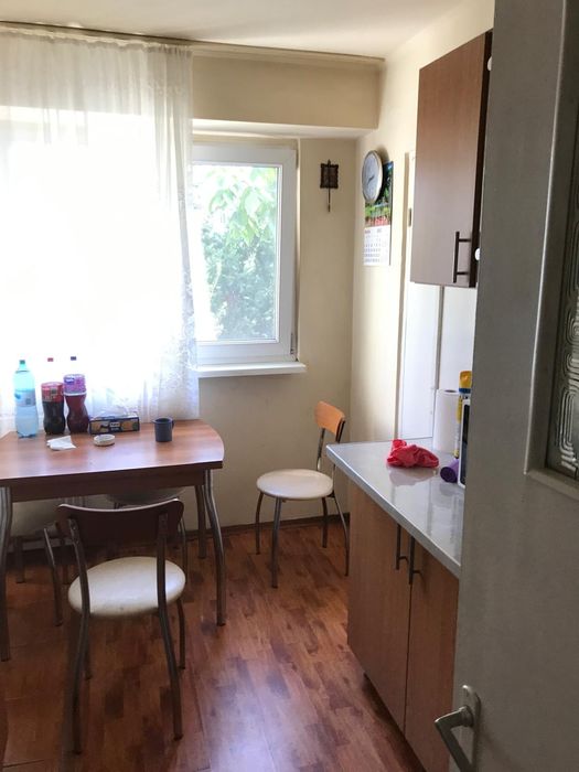 Inchiriez apartament Prundu