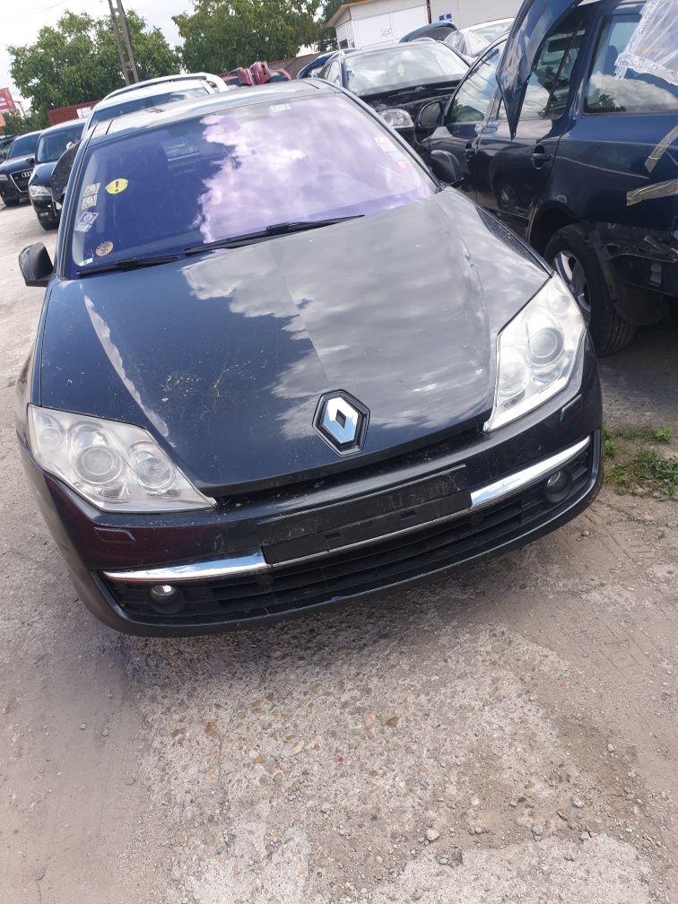 Dezmembram Renault Laguna 3 2.0 dci 6+1 trepte manual