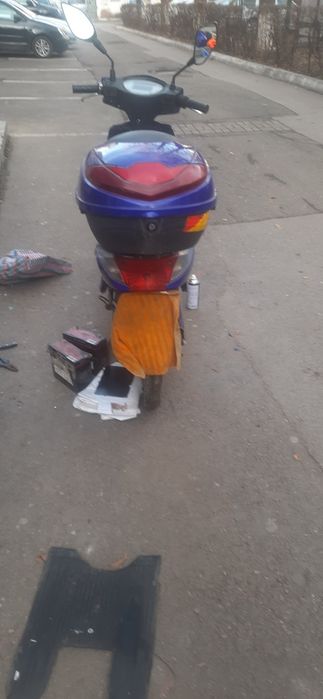 De vînzare scuter electric