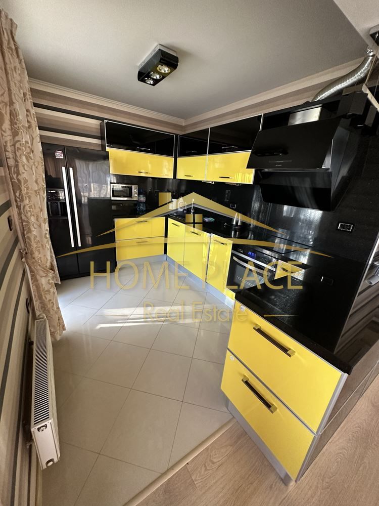 Дава се под наем Къща в Варна, Бриз - 250 кв.м за 1836 € - Снимка #5