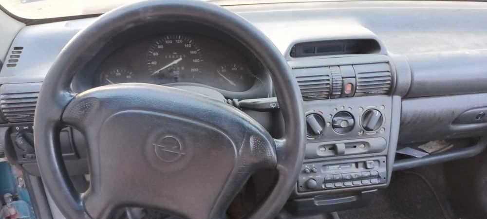 Корса Б 2 бр. 1.0 бензин и 1.4 моно-На части