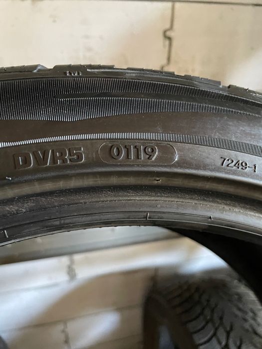 235/40R19 Vredestein Wintrac Extreme S doua anvelope de iarna