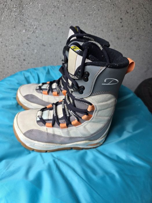 Сноуборд обувки Deluxe