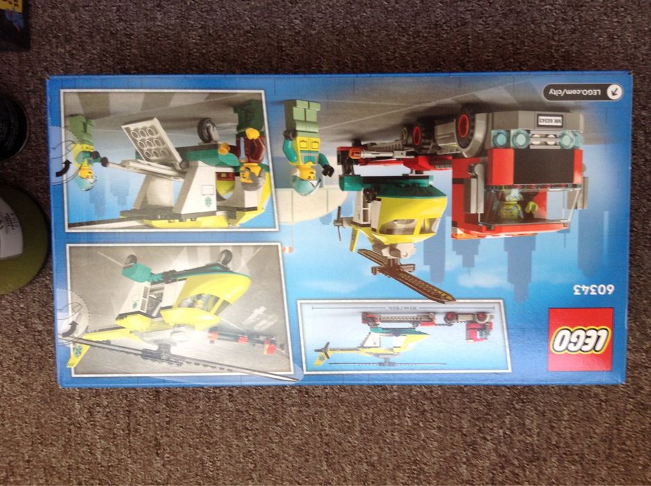 LEGO CITY - transportul elicopterului de salvare - SIGILAT