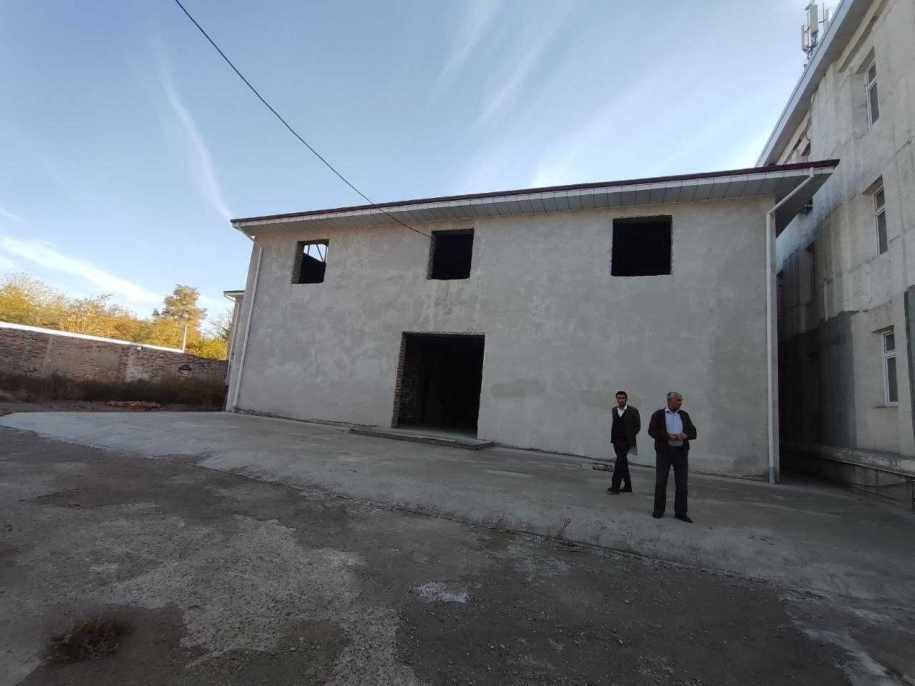 Sirdaryo tumani Klinika binosi muddatli to'lov asosida sotilmoqda