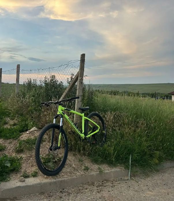 Vând rockrider st 530