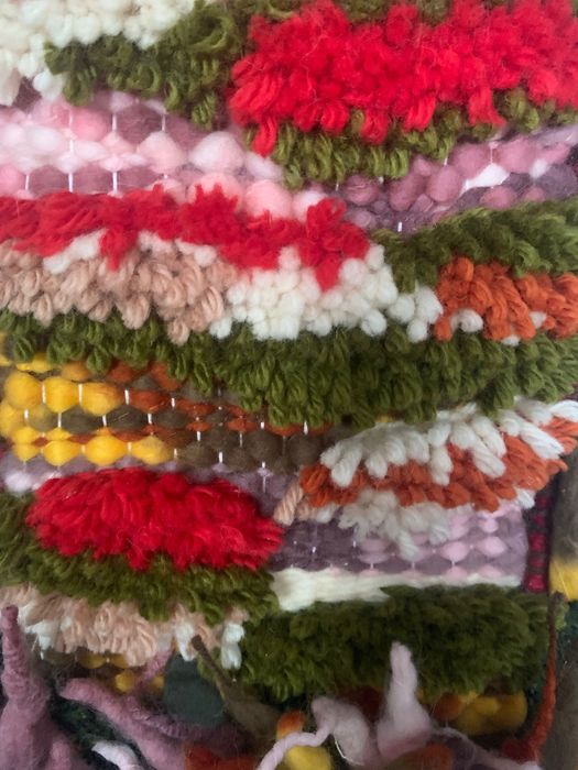 Гоблен „Магия на цветните поляни“.