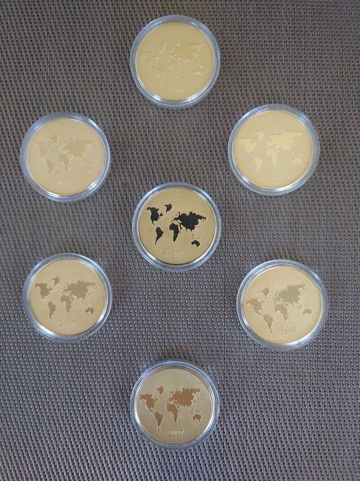 Лот колекционерски монети.Цената е за всичките.