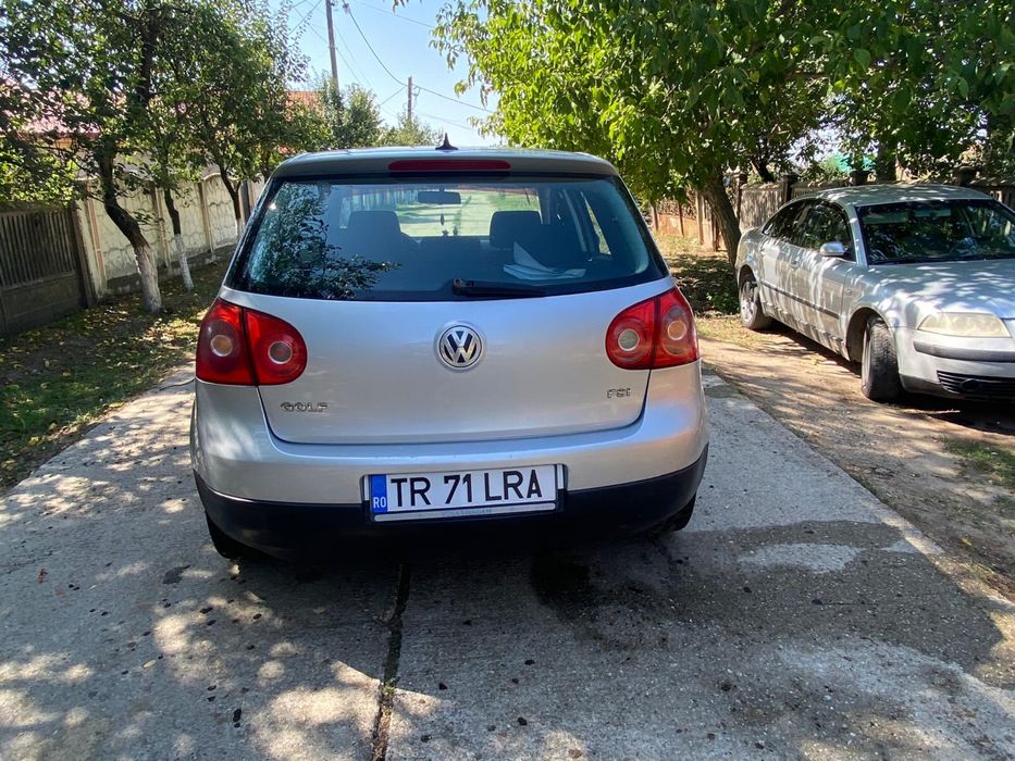 Vând golf 5, 2005