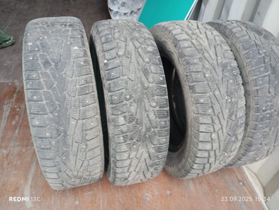 Шины зимний б/у продаю