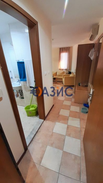 Студио с изглед към морето в комплекс Кая на първа линия в Слънчев