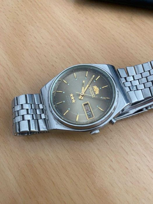 Ceas Orient automatic barbatesc cadran maro
