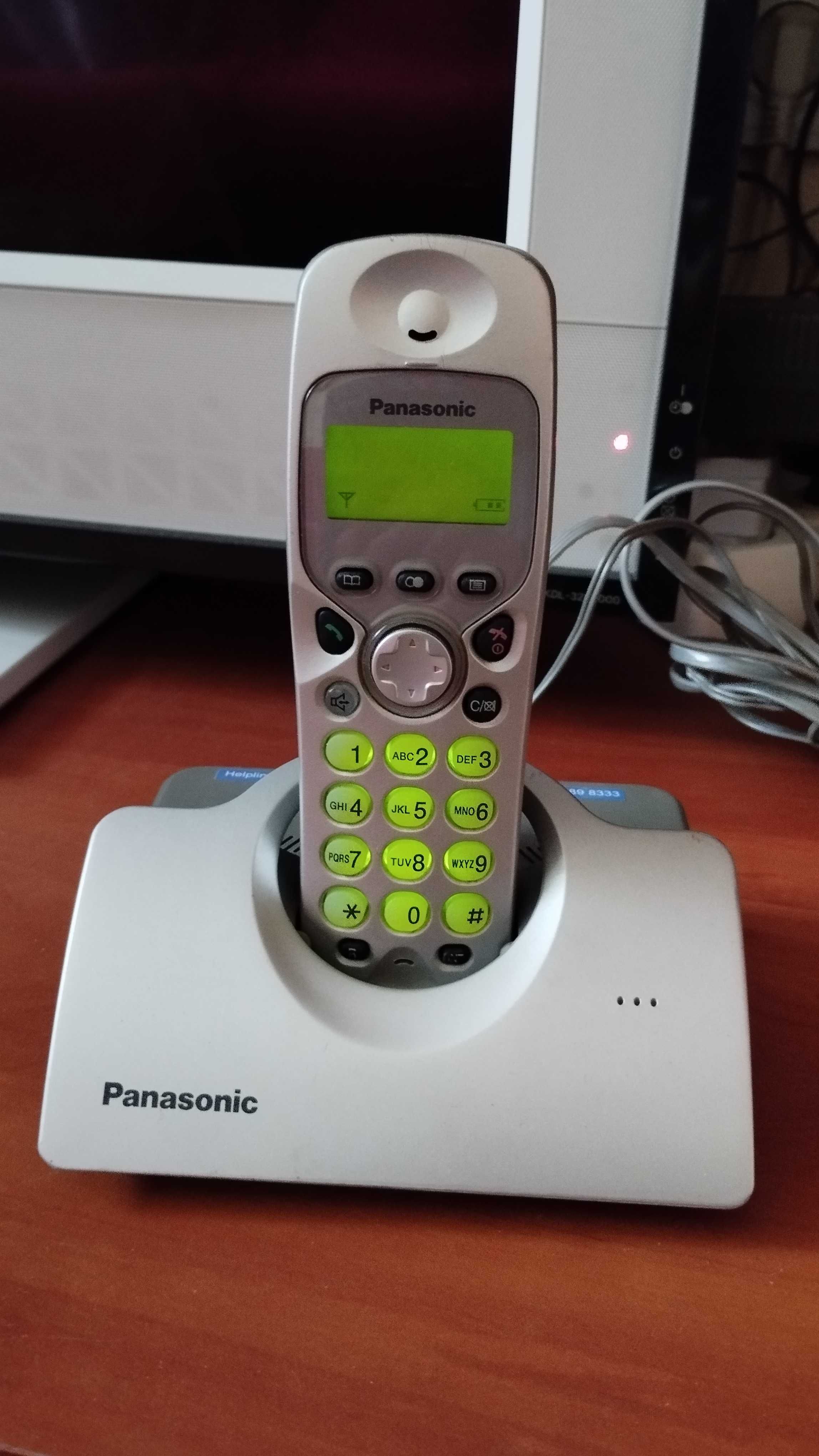 3 безжични телефона Panasonic и BT (British Telecom)