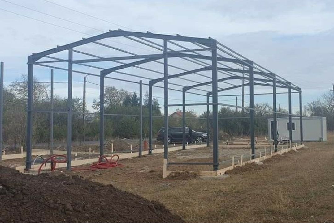 Vand hale și structuri metalice din profile la preturi accesibile