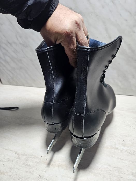 Patine 44 gheata patinaj artistic    marime 44-45  (29   cm)