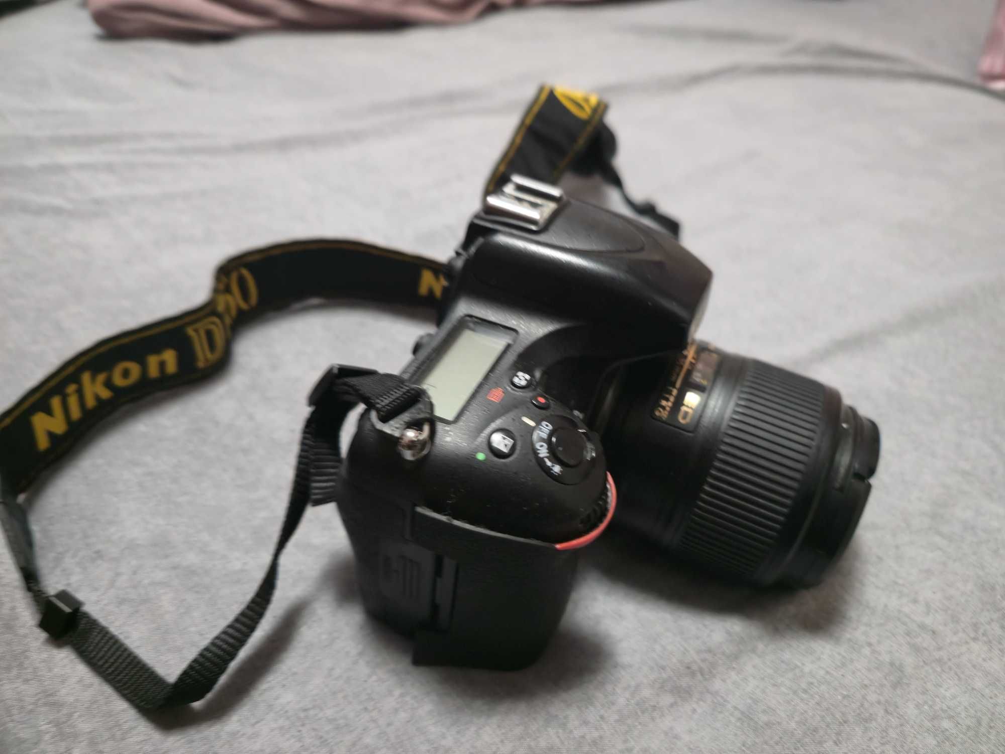 Продавам Фотоапарат Nikon D750 с Nikon AF-S NIKKOR 35mm f/1.8G ED