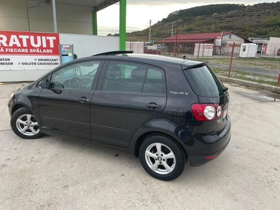 VW Golf 5 plus modelul TOUR 1.9 TDI Carte service Import Ger