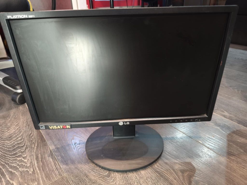 Монитор за компютър LG 22" FullHD
