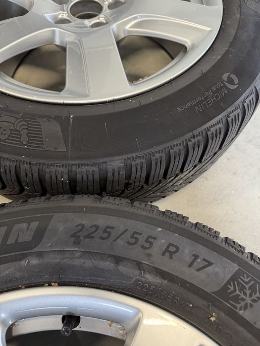 4 броя оригинални джанти с гуми от ауди а6 225/55 R17