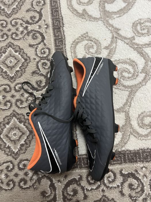 Ghete de fotbal NIKE hypervenom