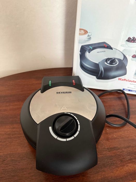 Гофретник Severin 1300 W