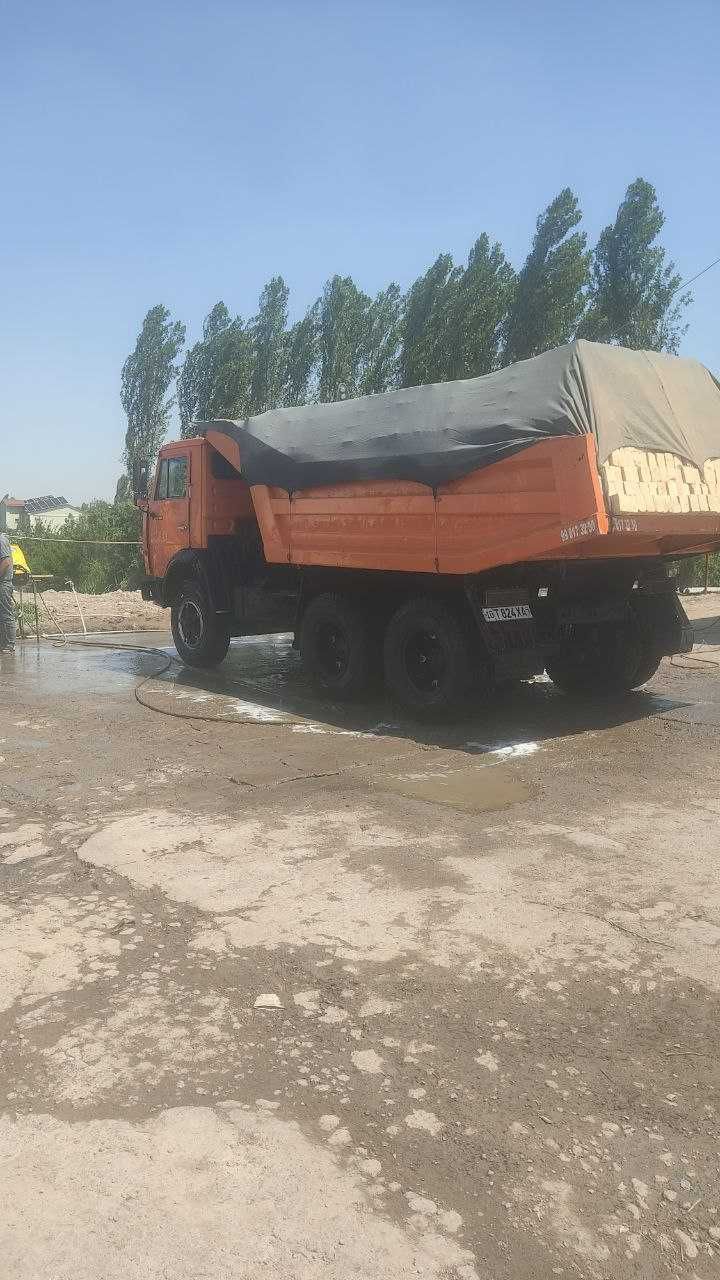Yaxshi holatdagi KAMAZ sotiladi