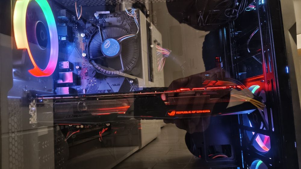 Sistem gaming 1080p i5 8600, 16gb ddr4, gtx 1070, 1tb ssd