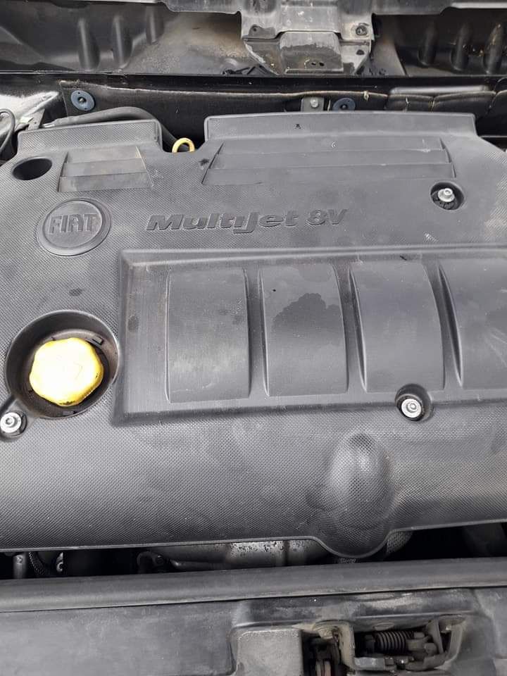 Dezmembrez Fiat Stilo 1.9 multijet  88Kw 120 Cp