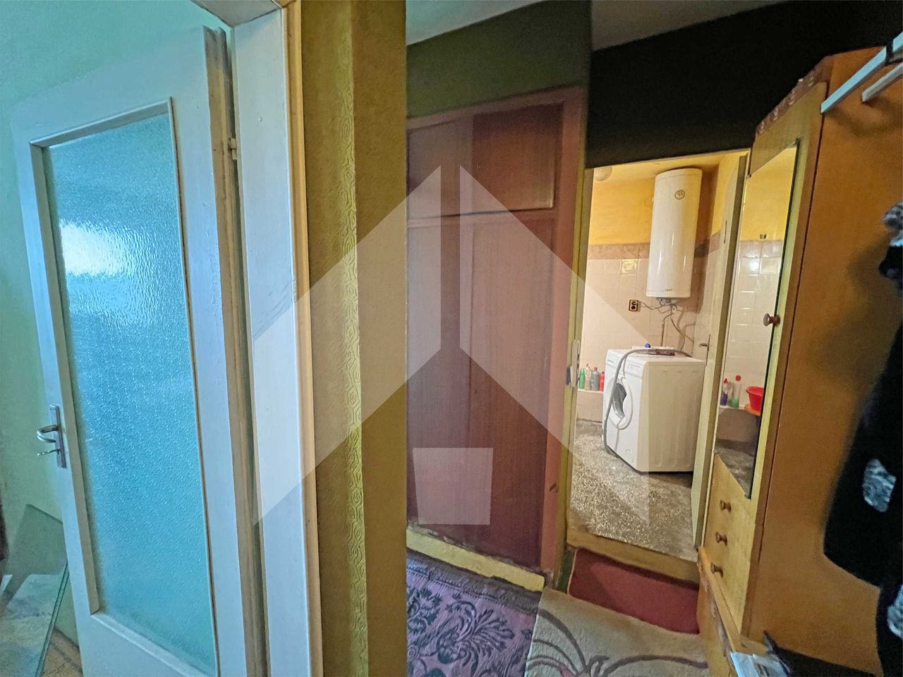 Продава се Едностаен апартамент в Нови пазар - 46 кв.м за 666 €/кв.м - Снимка #6