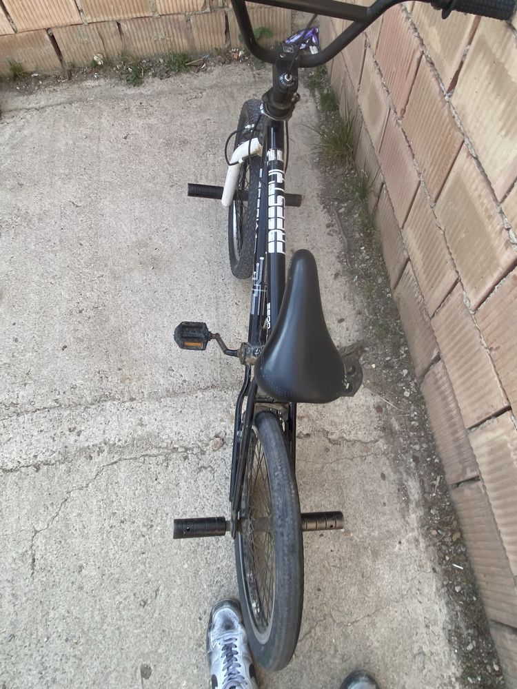 bicicleta BMX de vanzare
