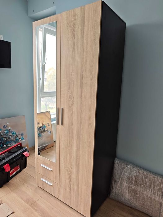 Двукрилен гардероб с огледало