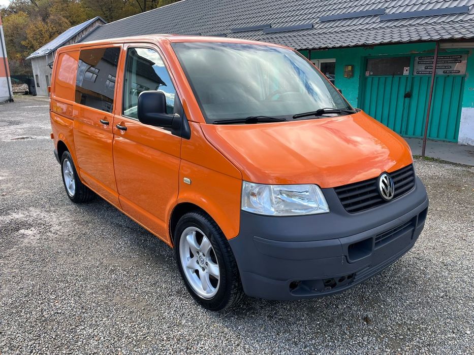 Volkswagen Transporter T5 1.9 TDI, an 2006, fara AC