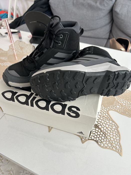 Зимни обувки Adidas Terrex