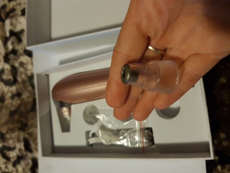 Dispozitiv curatare puncte negre si pori