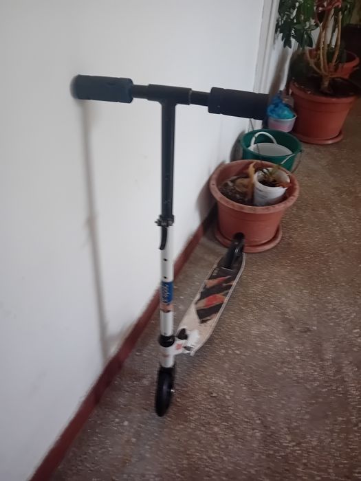 Trotineta copii cu frână de picior