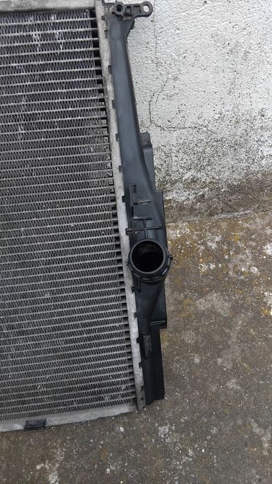 Bmw e90 318i,320i воден радиатор
