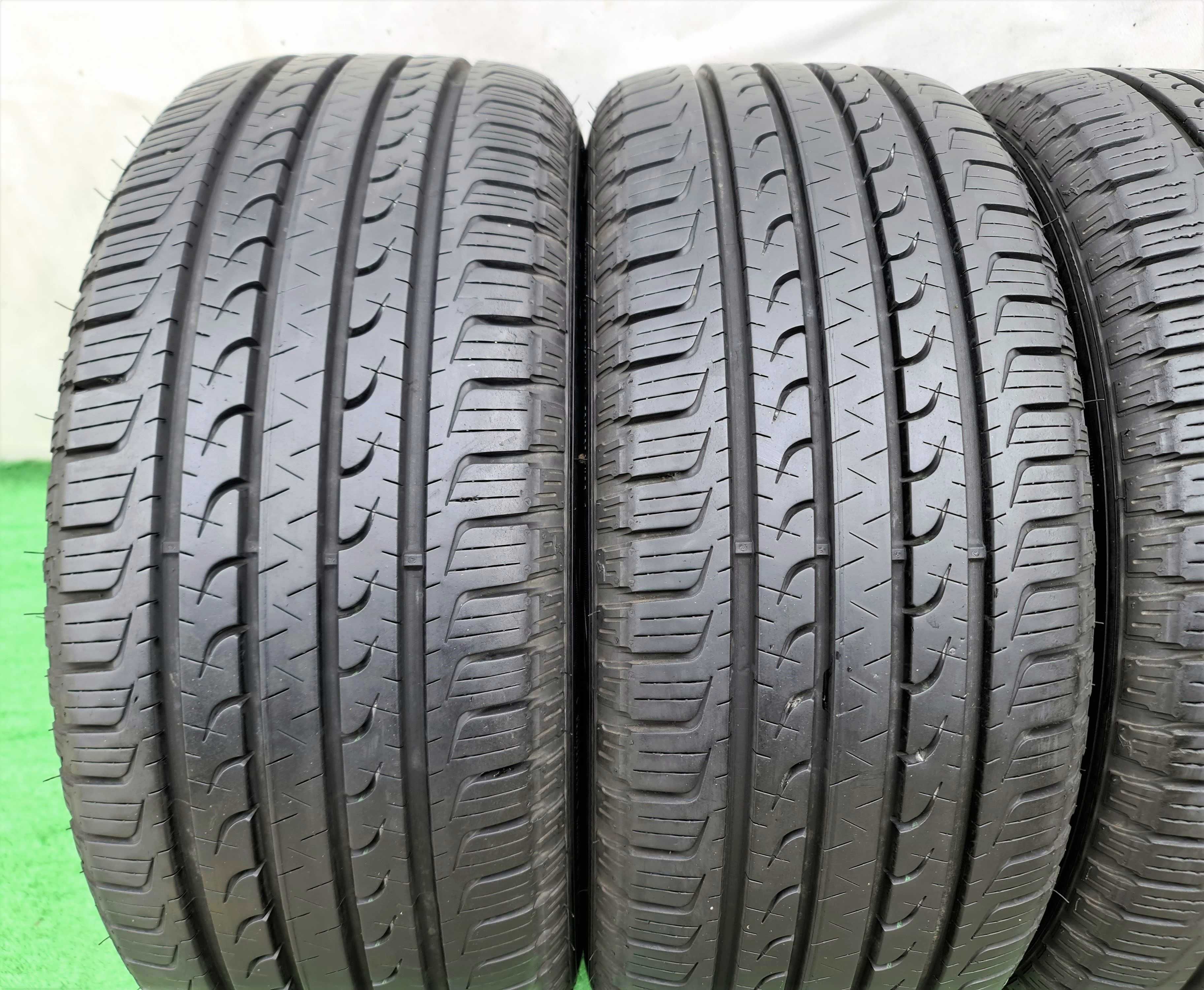 4бр. 235/55/17 GOODYEAR Efficientgrip SUV 4x4