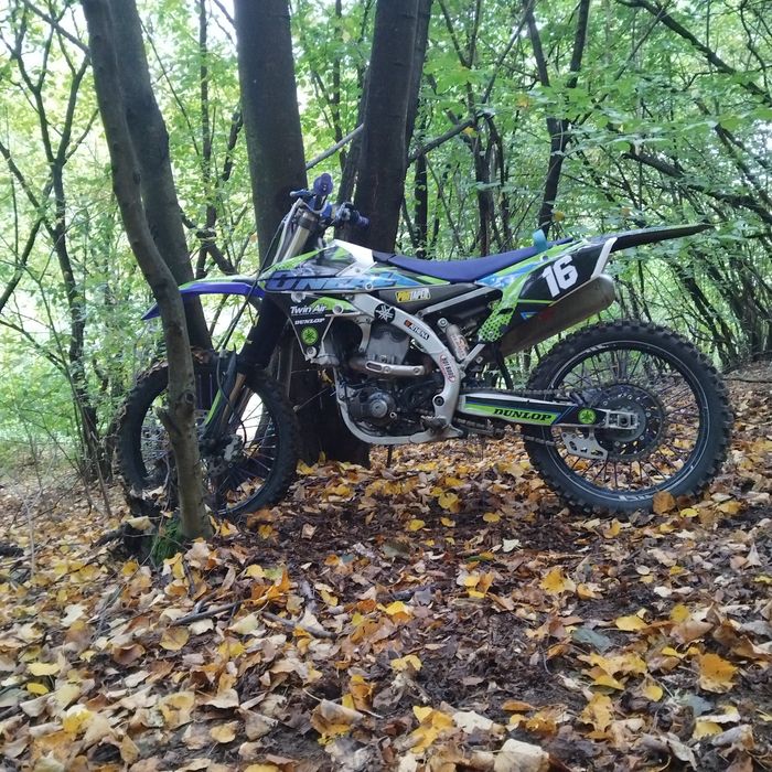 Vând yamaha yz450f 2017