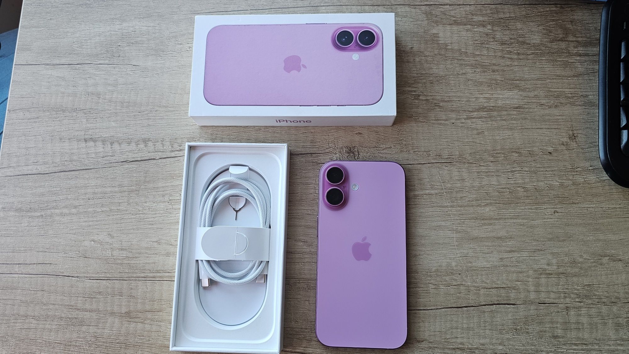 iPhone 16 128GB 100% Батерия 22м Гаранция
