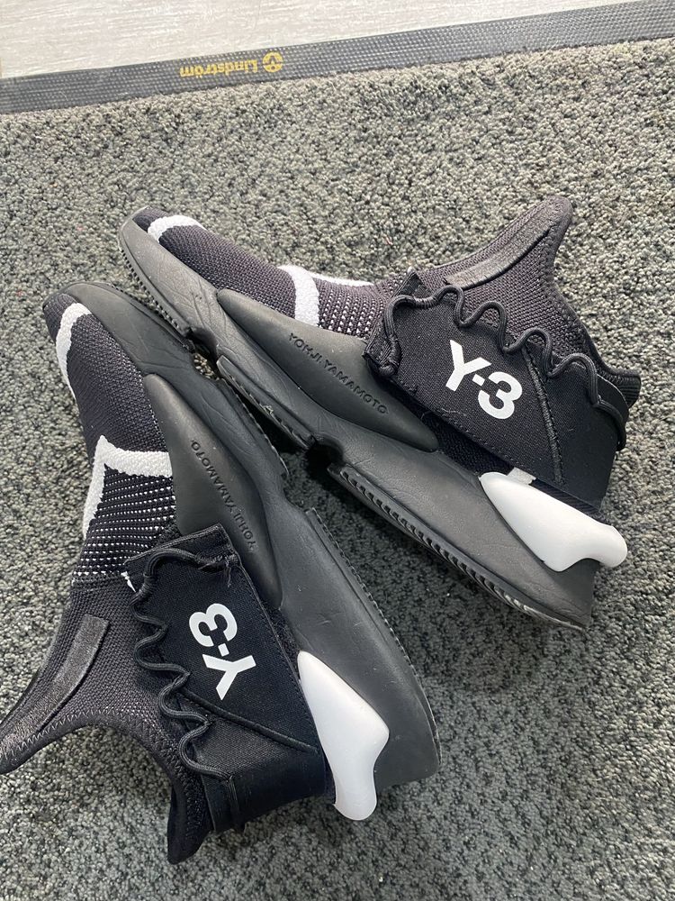 Y-3 в отлично състояние