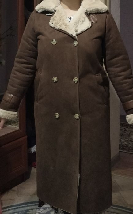 Продам дубленку размер стандарт  44-46 (48)
