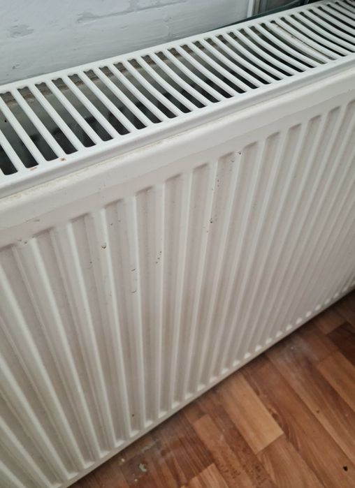 Продавам стоманени панелни радиатори COMRAD