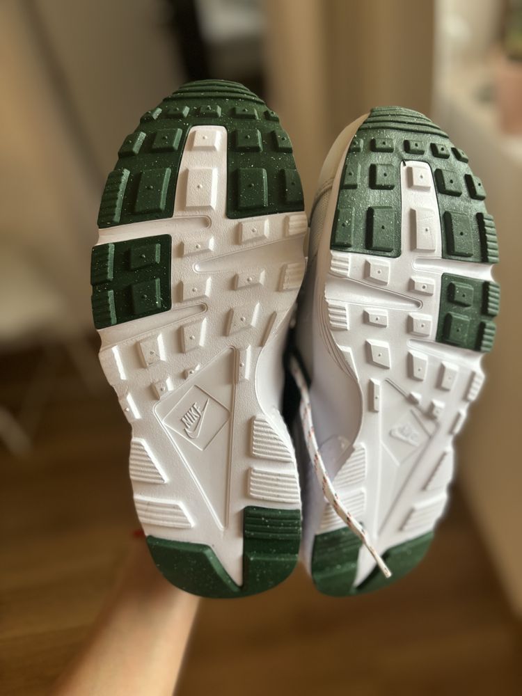 Nike huarache обувки