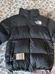 Продава се яке The North Face 1996 Retro Nuptse(оргинално с етикет
