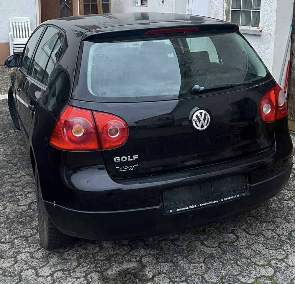 Автомобил Golf V