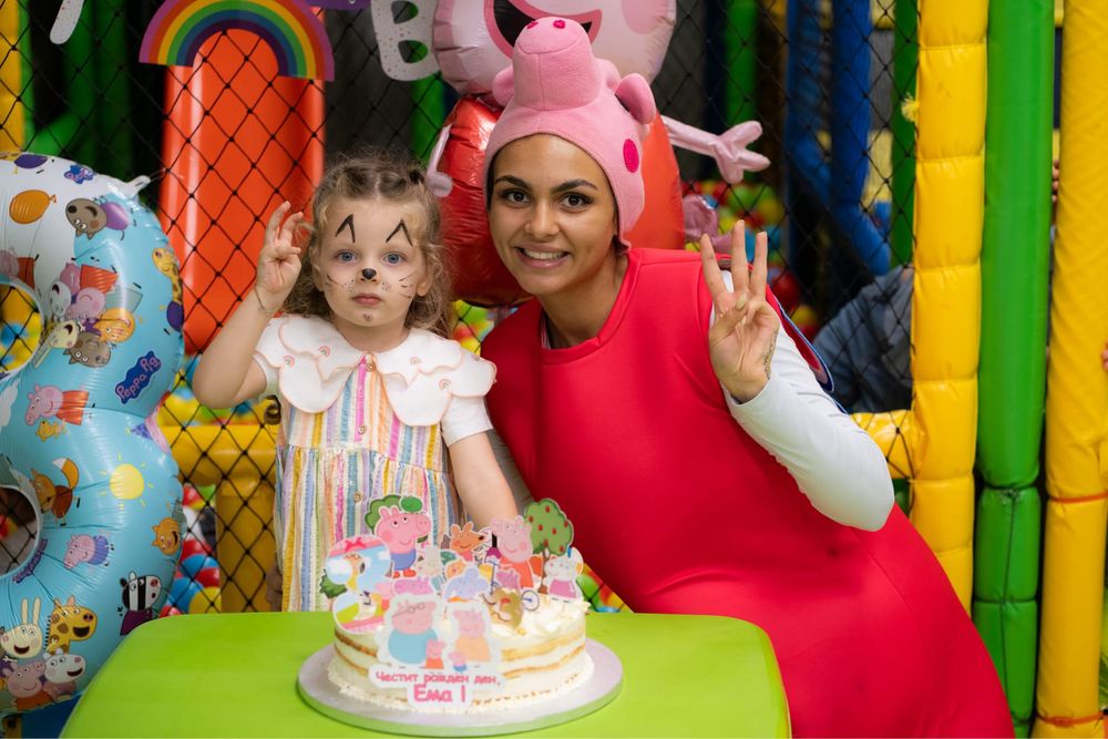 ЧЕРЕН ДЕКЕМВРИ | ПАРТИ АГЕНЦИЯ ИНИ-МИНИ | Анимация | Украса | Фотограф