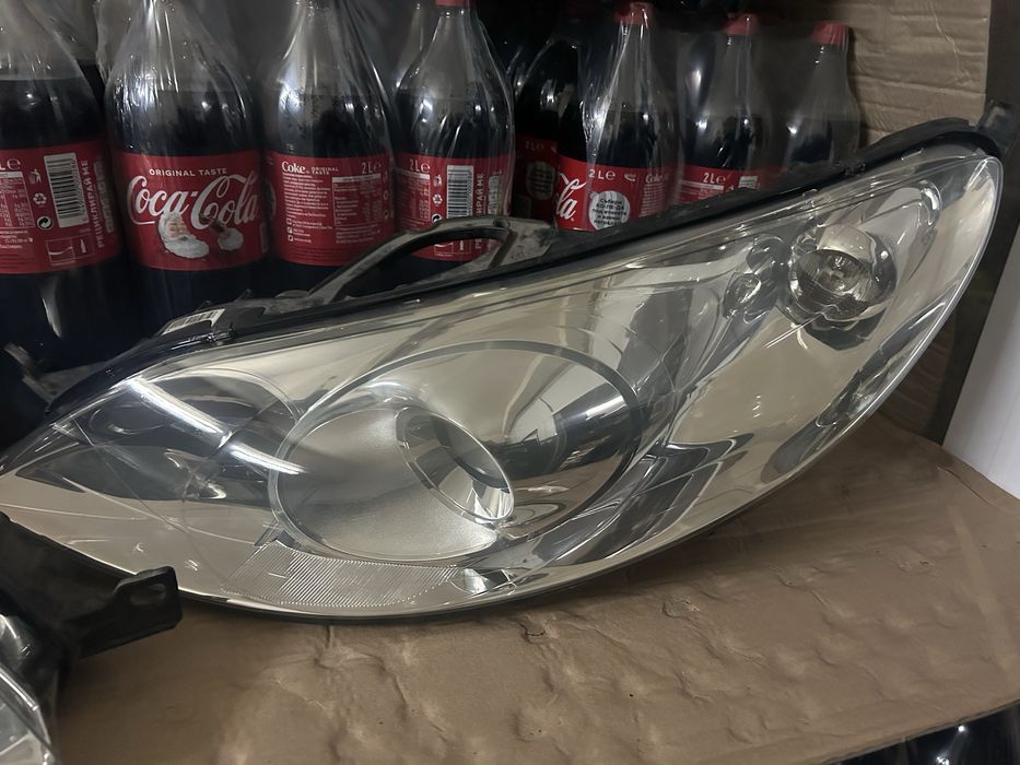 Фарове за Пежо 407